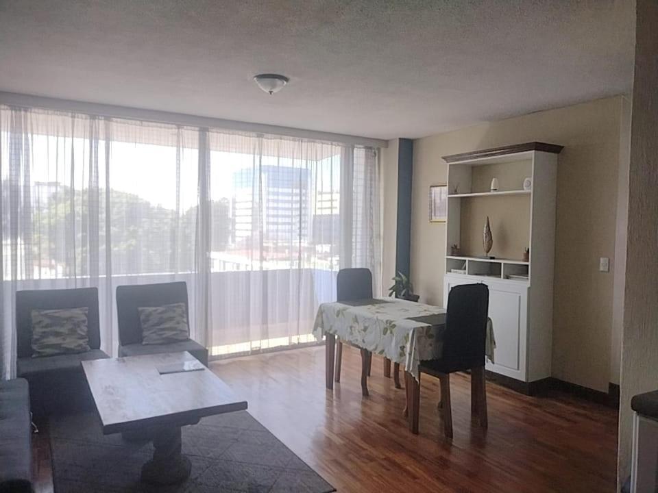 Apartamento 505 Cortijo Reforma Zona 9 Guatemala City Ngoại thất bức ảnh